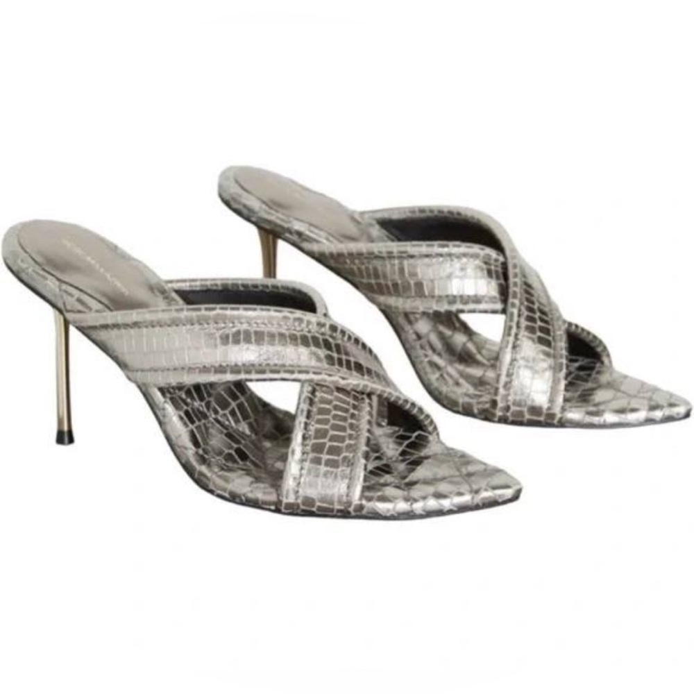 bcbg Talli Sandal in Pewter Leather, Size 9